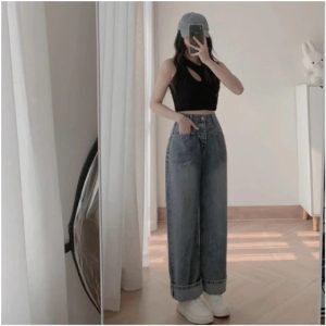 Quần jeans nữ form rộng